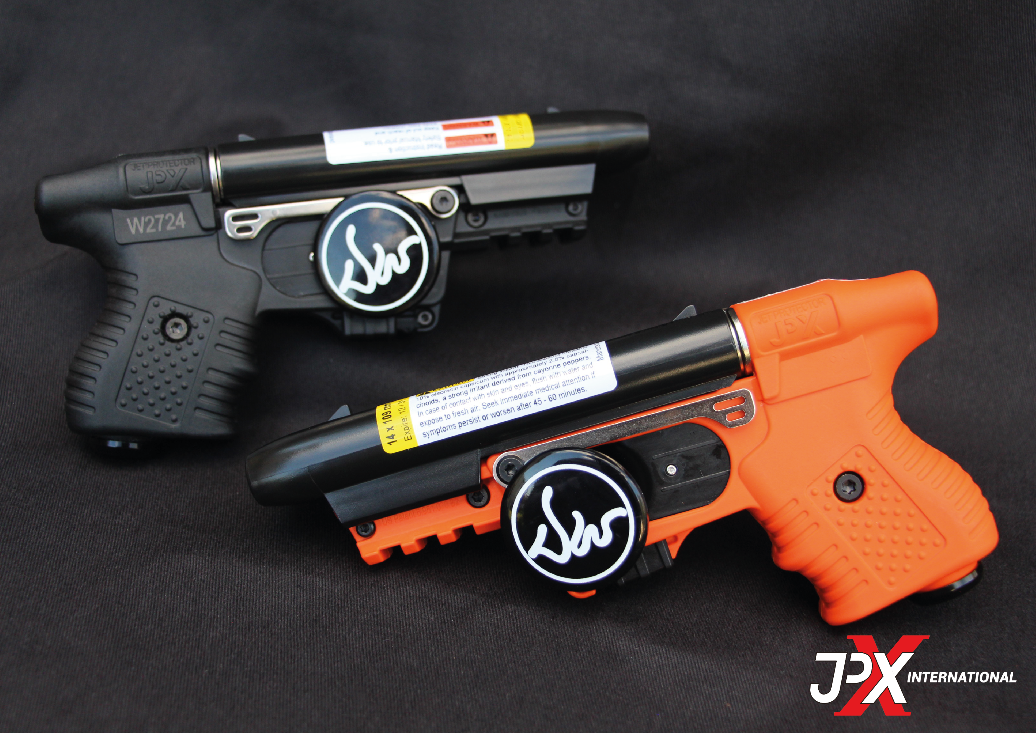 2 shot pepper gun in orange or black
